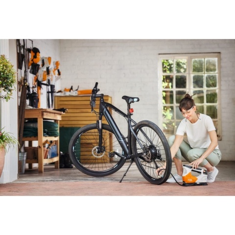 STIHL KOA 20.0 SET SPRĘŻARKA AKUMULATOROWA