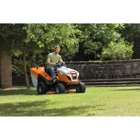 STIHL RT 6127.1 ZL KOSIARKA SAMOJEZDNA